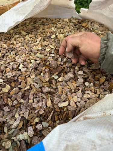 Златолит персиковый декоративная каменная крошка купить в Воронежской области