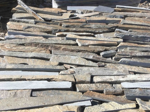 Горбушка златолит мультиколор для облицовки купить в Воронежской области