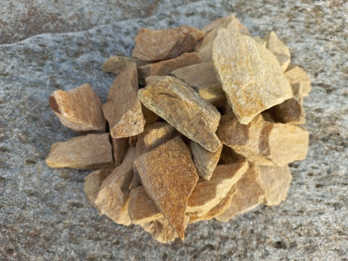 Златолит жёлтый декоративная каменная крошка купить в Воронежской области