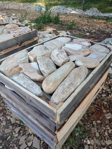 Златолит жёлтый, жёлто-зелёный глыбки и валуны для ланшафтного дизайна купить в Воронежской области