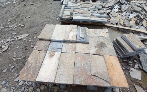 Плитка пилёная златолит Уральский для цоколя, отмостки купить в Воронежской области