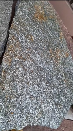 Плитняк златолит серебристый для цоколя, отмостки купить в Воронежской области