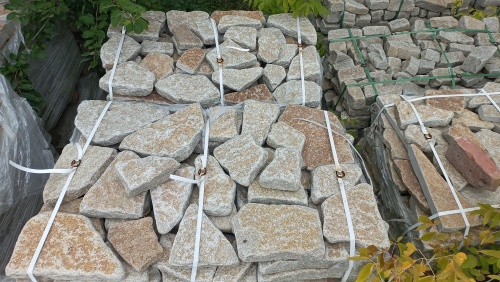 Гранитный плитняк галтованный для парковки купить в Воронежской области