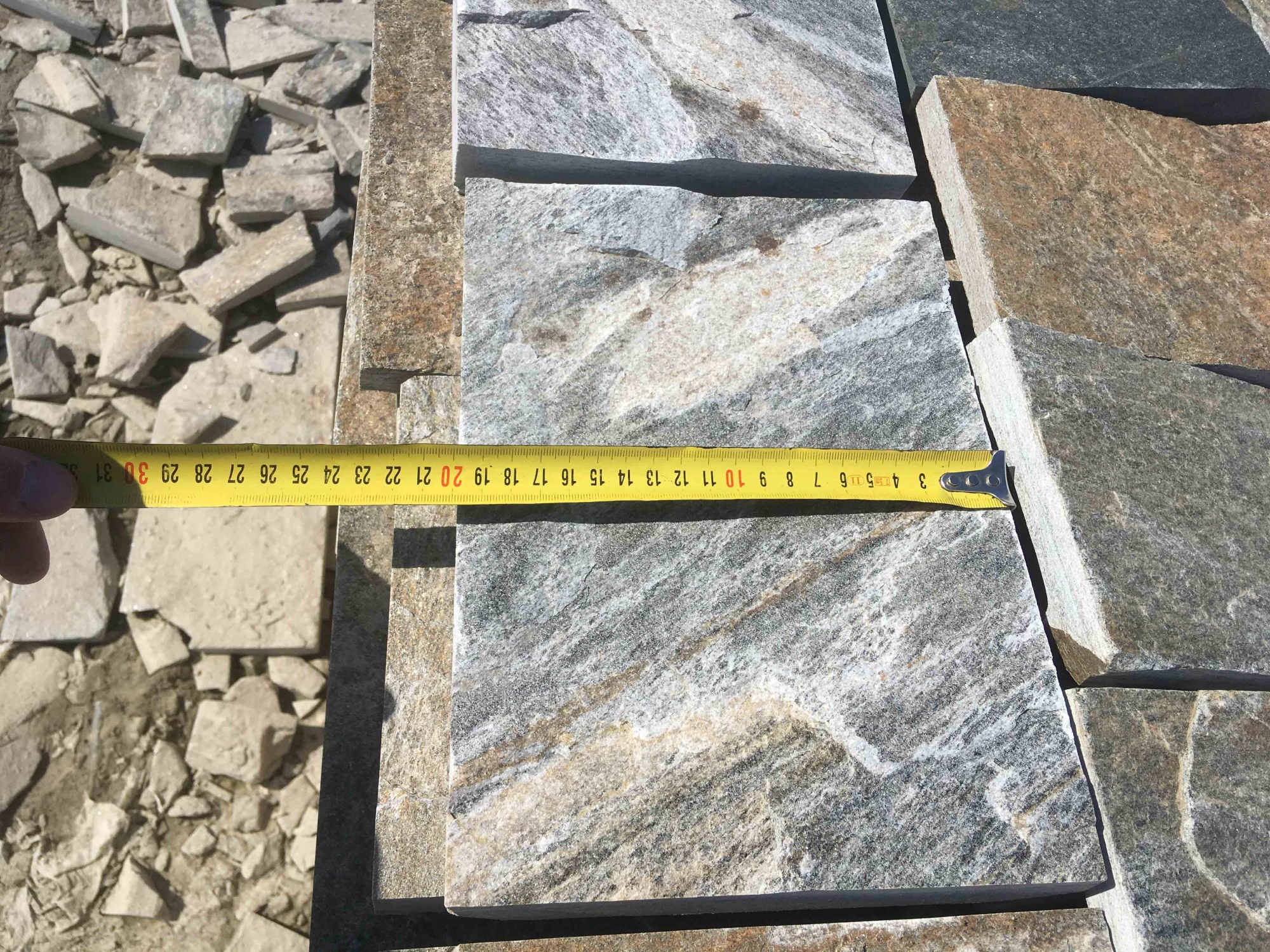 Плитка пилёная златолит Уральский для фасада купить в Воронежской области