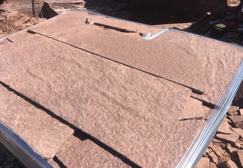 Плитняк лемезит бордовый для ступеней 20-25 мм купить в Воронежской области